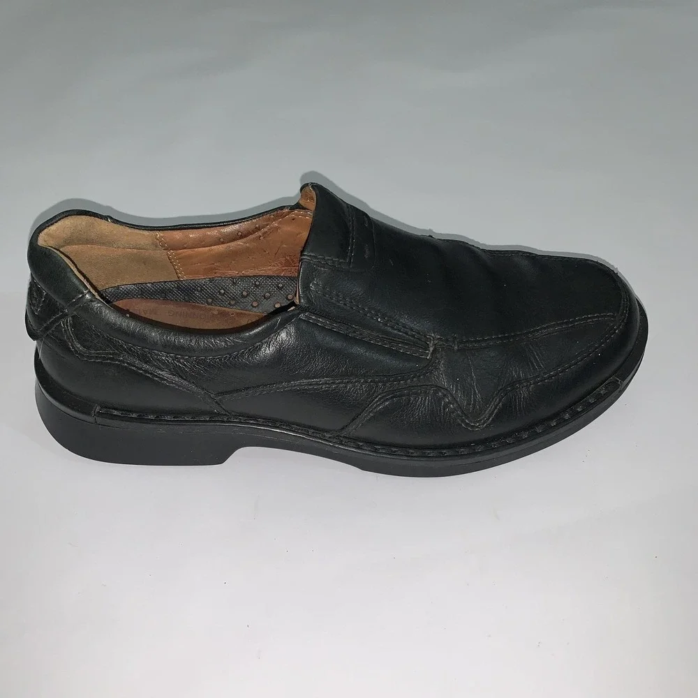 ECCO Shoes Mens Size 8.5 Black Leather Slip On Loafers Casual Comfort Walking